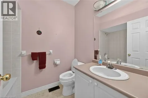 59 Riveroaks Drive Mount Hope ON L0R 1W0