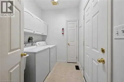 59 Riveroaks Drive Mount Hope ON L0R 1W0