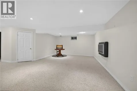 59 Riveroaks Drive Mount Hope ON L0R 1W0