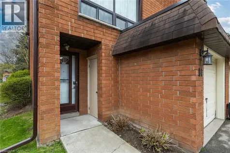 444 Stone Church Road West Hamilton ON L9B 1R1