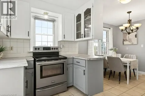 76 Margaret Avenue Stoney Creek ON L8G 3G5