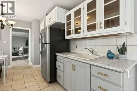 76 Margaret Avenue Stoney Creek ON L8G 3G5