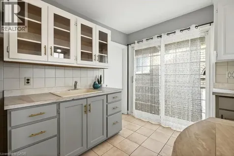 76 Margaret Avenue Stoney Creek ON L8G 3G5