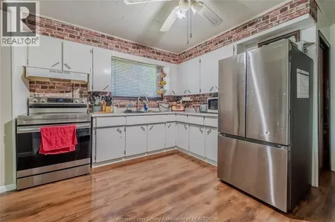 3764 Matchett Road Windsor ON N9C 2A2