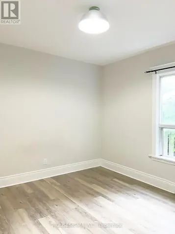 19 Erie Avenue Hamilton (stinson) ON L8N 2W5