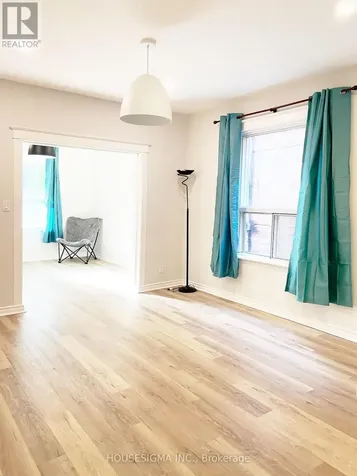 19 Erie Avenue Hamilton (stinson) ON L8N 2W5