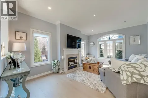 2389 Grand Oak Trail Oakville ON L6M 4V4
