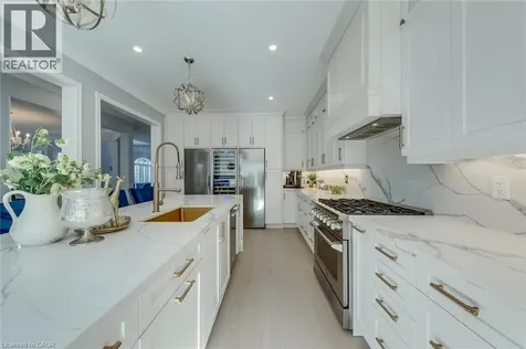 2389 Grand Oak Trail Oakville ON L6M 4V4