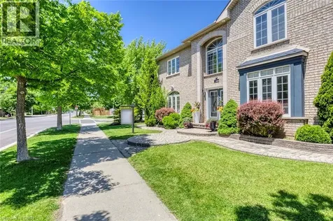 2389 Grand Oak Trail Oakville ON L6M 4V4