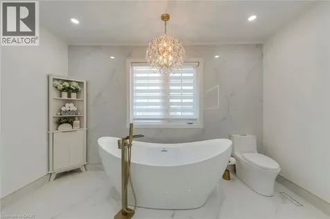 2389 Grand Oak Trail Oakville ON L6M 4V4