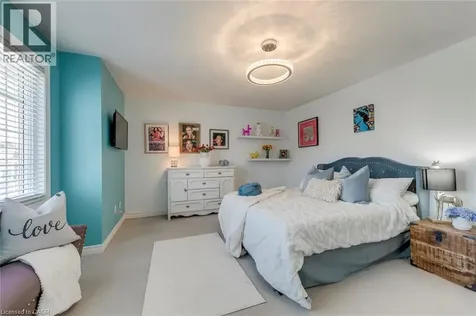 2389 Grand Oak Trail Oakville ON L6M 4V4