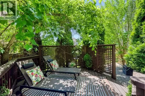 2389 Grand Oak Trail Oakville ON L6M 4V4