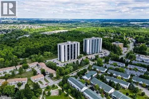 35 Green Valley Drive Kitchener ON N2P 2A5