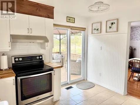14 Treelawn Boulevard Perth ON K7H 3L9