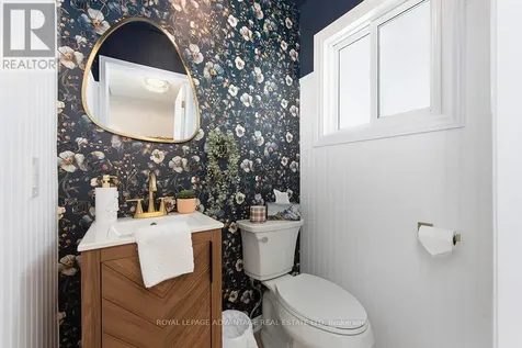 14 Treelawn Boulevard Perth ON K7H 3L9