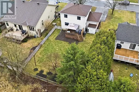 14 Treelawn Boulevard Perth ON K7H 3L9