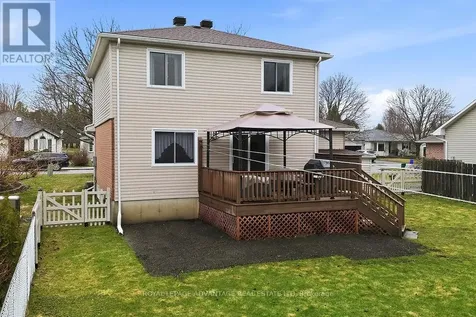 14 Treelawn Boulevard Perth ON K7H 3L9