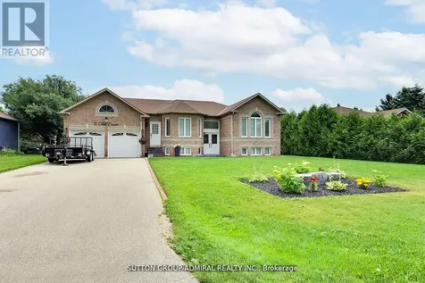 11 Club Court Wasaga Beach ON L9Z 1J8