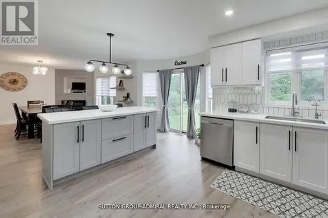 11 Club Court Wasaga Beach ON L9Z 1J8