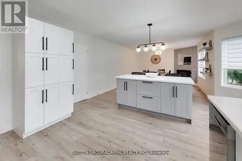11 Club Court Wasaga Beach ON L9Z 1J8