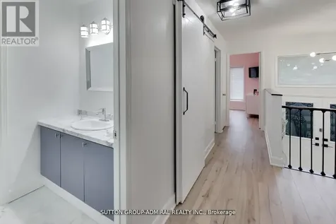 11 Club Court Wasaga Beach ON L9Z 1J8