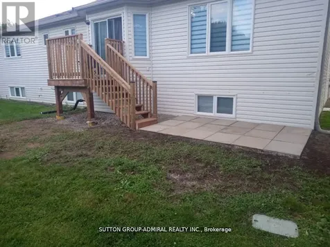 11 Club Court Wasaga Beach ON L9Z 1J8