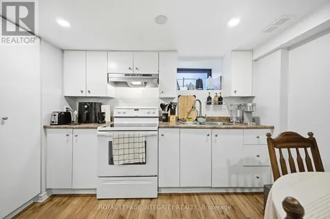 172 Cobourg Street Ottawa ON K1N 8H5