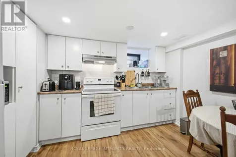 172 Cobourg Street Ottawa ON K1N 8H5