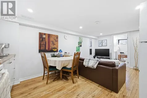172 Cobourg Street Ottawa ON K1N 8H5