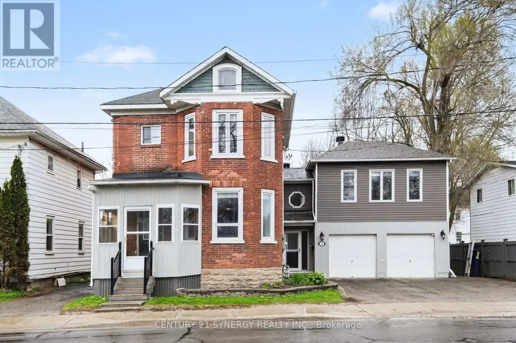 13 Lombard Street Smiths Falls ON K7A 4E8