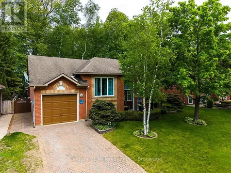 15 Brillinger Drive Wasaga Beach ON L9Z 1L4