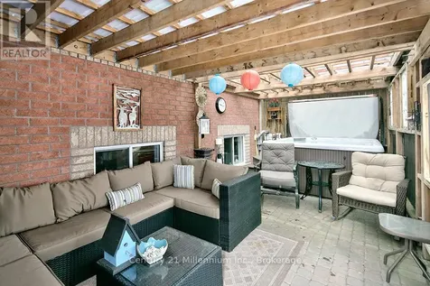 15 Brillinger Drive Wasaga Beach ON L9Z 1L4