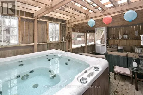 15 Brillinger Drive Wasaga Beach ON L9Z 1L4