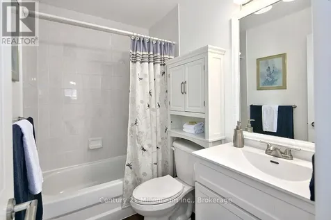 15 Brillinger Drive Wasaga Beach ON L9Z 1L4