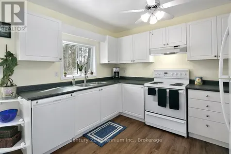 15 Brillinger Drive Wasaga Beach ON L9Z 1L4