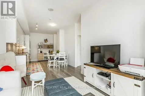 99 Eagle Rock Way Vaughan ON L6A 5A7