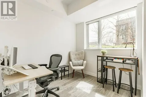99 Eagle Rock Way Vaughan ON L6A 5A7