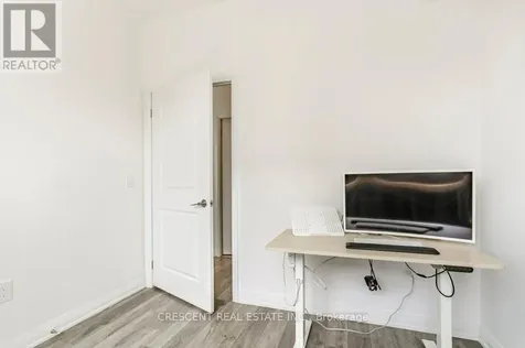 99 Eagle Rock Way Vaughan ON L6A 5A7