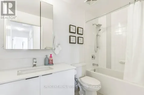 99 Eagle Rock Way Vaughan ON L6A 5A7