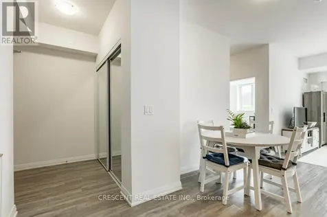 99 Eagle Rock Way Vaughan ON L6A 5A7