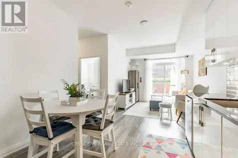 99 Eagle Rock Way Vaughan ON L6A 5A7