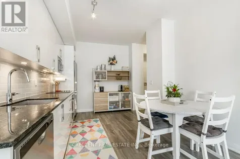 99 Eagle Rock Way Vaughan ON L6A 5A7