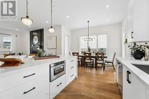 271 Main Street North Uxbridge ON L9P 1R9