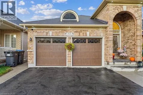 52 Mistycreek Crescent Brampton ON L7A 3E8