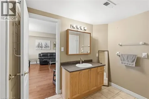 4006 Kilmer Drive Burlington ON L7M 4W4