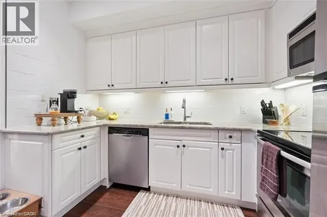 133 Park Street Waterloo ON N2L 6L7