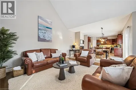 44 Crane Crescent Elmira ON N3B 3M3