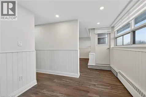 212 Kerr Street Oakville ON L6K 3B1