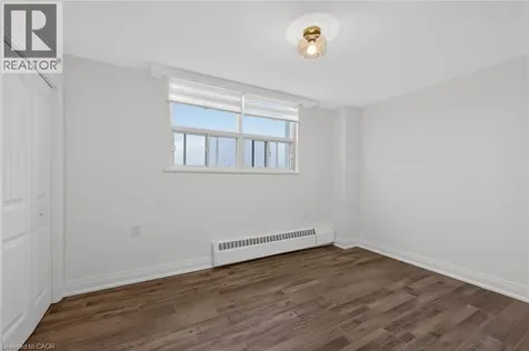 212 Kerr Street Oakville ON L6K 3B1