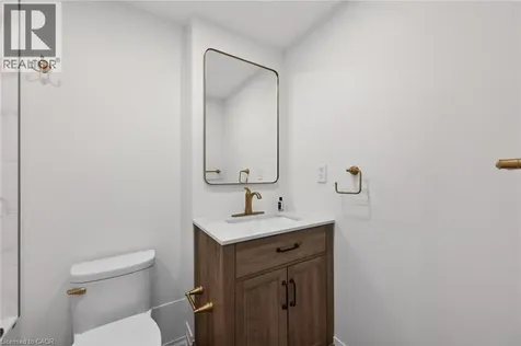 212 Kerr Street Oakville ON L6K 3B1